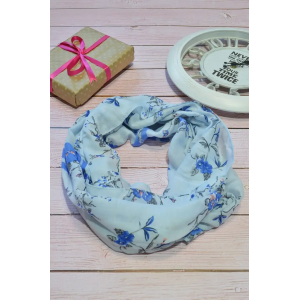 Шарф снуд жіночий літній легкий у квітковий орнамент з блискітками Marigold 176*47 см блакитного кольору